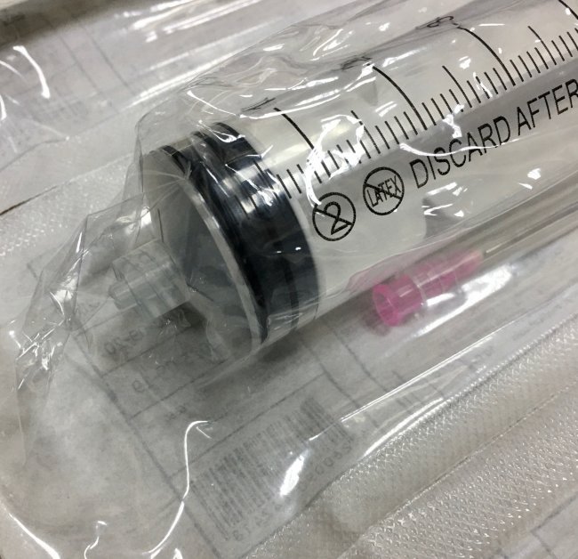 Шприц 50/60 мл (3-х комп.) ФОГТ Луер-Лок, ц.д.=1мл, игла 18g(1,2х40мм), Vogt Medical, Германия